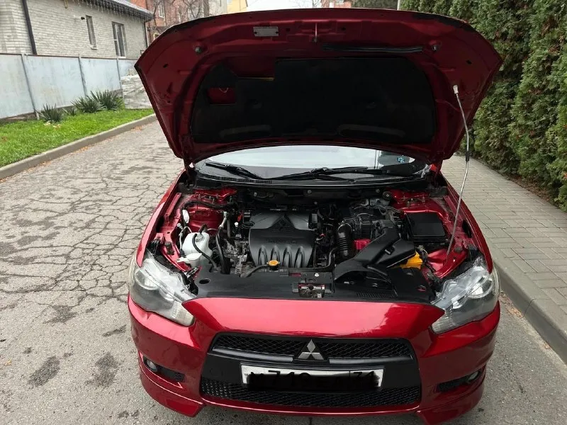 Продаю mitsubishi lancer 2008 г. 1 хозяин мотор 1.5 работает идеально корбка механика, так же без нареканий ! по кузову машина в отличном состоянии, без рыжиков и. тд почти вся в родном окрасе пороги днище целое, заводское пробег 146.000 салон как новый машина вся обслужена, ничего делать не нужно, сел и поехал в машине есть всё для комфортной езды стоят 16 красивые диски цена : 820.000 тел: +7 (949) 559-32-11 +7 (949) 853-09-63 📞 звоните: +7(949)5593211 - фотография - 7