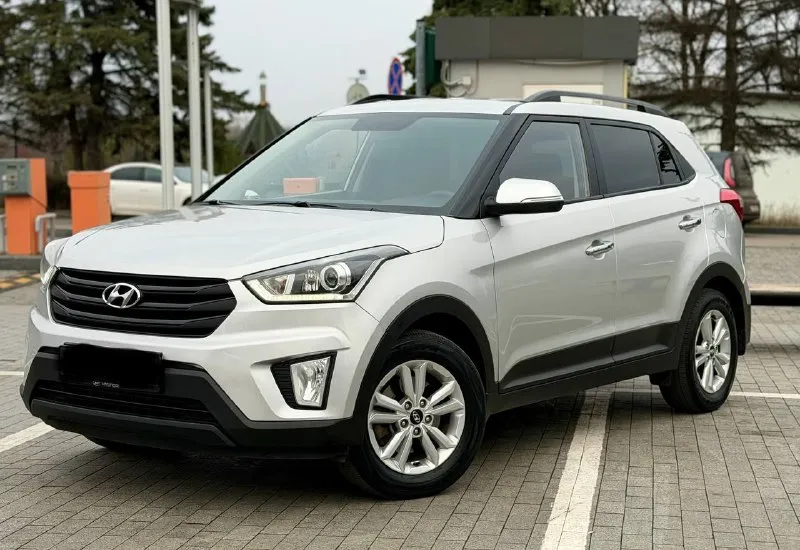 Hyundai creta 2020 год номер-+79497546213 цена:1.625.000 машина в идеальном состоянии мотор и коробка работают идеально ходовая часть вложений не требует пробег 109.тсч км мотор 2.0 бензин-газ замена масла каждые 6-7 тсч км максимальная комплектация, без ключевой доступ, электро регулировка зеркал, датчик света и дождя, мультируль, круиз контроль, полный электропакет, подогрев руля и сидений, климат контроль, оригинальный большой монитор с блютуз машина обслужена от и до - фотография - 2