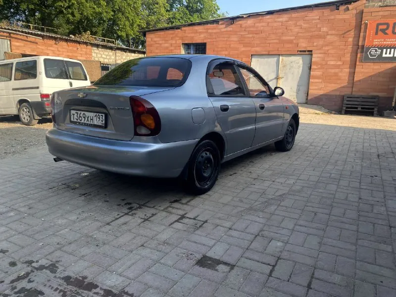 Chevrolet lanos 2007, 1.5 мкпп — надежный «рабочий конь» пробег 230 тыс. км, кузов — без ржавчины, в отличном состоянии. двигатель и все агрегаты — как часы: не дымит, не троит, сел и поехал. свежий ремонт: новый бензонасос, форсунки, катушка зажигания. в такси не работал, салон не затертый. 📍 макеевка цена: 230 000 ₽ — небольшой торг уместен. только звонки, сообщения не читаю +79499440434 - фотография - 5