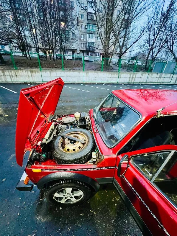 Продам ваз 2121 нива цена 255 000 р торг газ - бензин, газ работает отлично мосты раздатка все работают коробка 5 ступка литые диски с резиной ровные не бьют по трассе едет вибраций нет мотор тянет хорошо не дымит все в рабочем состоянии печка греет, поворотники стопы габариты ближний дальний раздатка понижайка все включается документы чистые без штрафов и запретов могу признать куда нужно смотреть город макеевка тел +79496380113 - фотография - 8