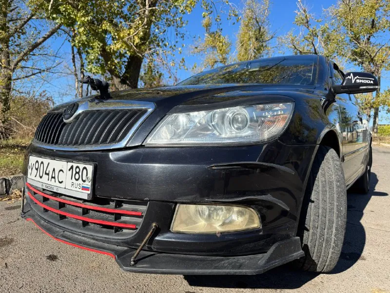 Донецк +79498462389 октавия а5 цена 900 т. ₽. торг год 2011 бензин 1.8 турбо пробег 218 т. 2 комплекта резины на титанах зима / лето 2 комплекта ковриков. второй хозяин. петровский район. - фотография - 2