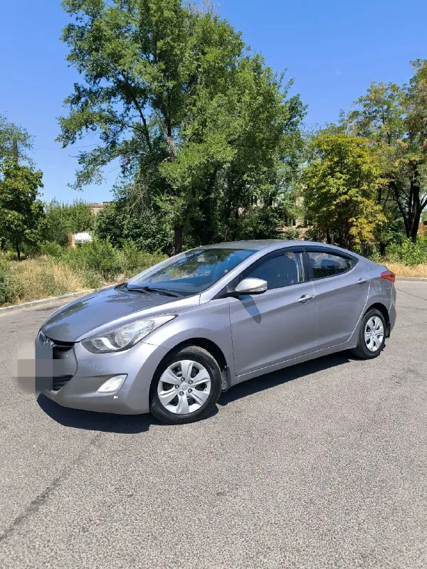 Марка: hyundai elantra ⚙️двигатель 1.6л ⛽️вид топлива:бензин 📅год выпуска: 2013 💴цена: 999 999 ₽ 🔥🔥🔥... - фотография