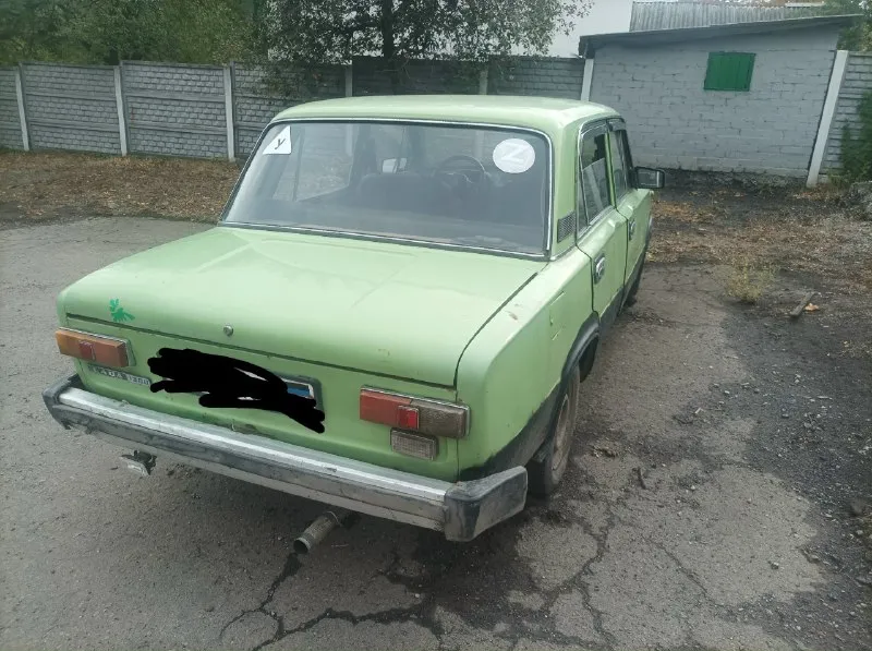 Продам ваз 21011, 1980 года. цена 40 тыс. + торг г. шахтёрск. за всей информацией по телефону +79494... - фотография