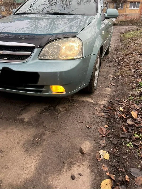 Продам chevrolet lacetti автомобиль в хорошем состоянии 2011 год 72 000 пробега автомобиль всю жизнь одни руках полная комплектация кондиционер абс антизанос гидроусилитель руля мультируль обогрев стёкл электрорегулировка зеркал все что нужно для комфортной езды автомобиль гаражного хранения стоит газ евро четыре итальянский два комплекта резины на дисках объем двигателя 1.6 16 клапанный в авто установлен бортовой компьютер стоит дорогой android планшет со всеми функциями камера заднего вида парктроники один хозяин с автосалона звоните в любое время +79490770583 📞 звоните: +7(949)0770583 - фотография - 4