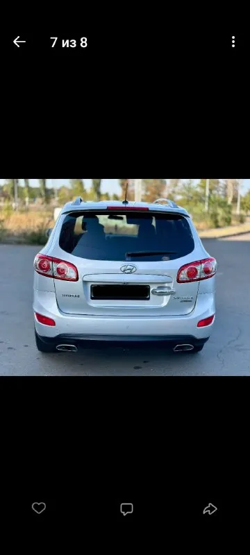 Hyundai santa fe 2011г бензин 2.4(надёжный, цепной атмосферник) автомат ( 6 ти ступенчатый гидротрансформатор). автомобиль в хорошем состоянии никаких вложений не требует! в максимальной комплектации! старт/стоп, без ключевой доступ, монитор, камера заднего вида, парктроник, салон кожа, подогрев сидений, зеркал, стекол климат контроль двухзонный круиз контроль, электро регулировка сидений, полный привод (отключаемый) два ключа. электропакет. собственник. учет 180 регион. вопросы по тлф. +79494196605.цена 1м330. разумный торг 📞 звоните: +7(949)4196605 - фотография - 2