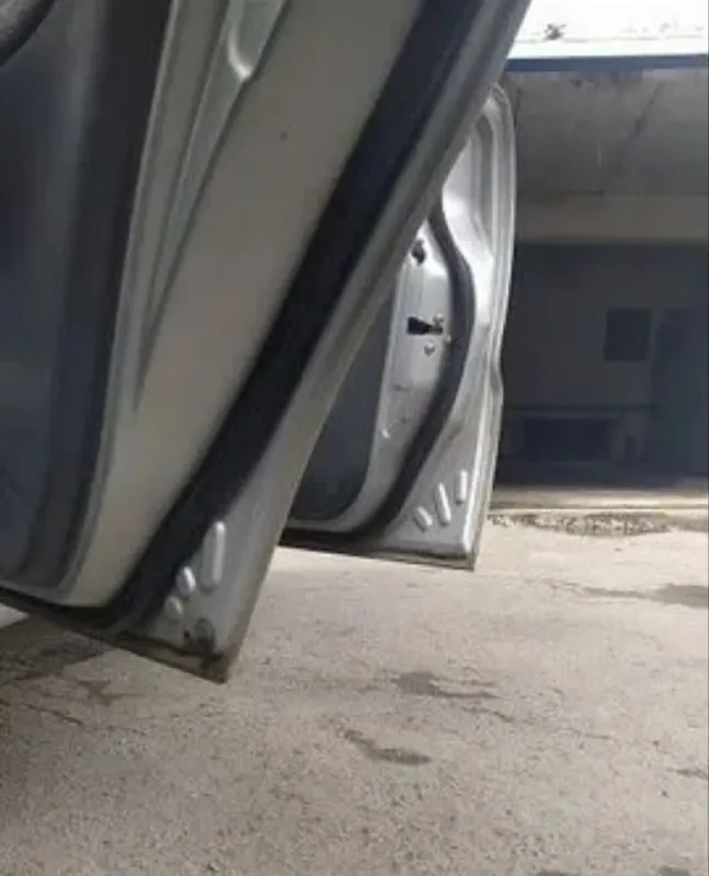 Продам ланос поляк 1.5 257000км машина в хорошем состоянии. денег не жалел! собственник, учет рф комплектация se ‌гур, кондиционер, передние стеклоподъёмники, доводчики стёкол, установлено вписано в техпаспорт, два ключа, сигнализация с двусторонней связью и автозапуском ( автозапуск работает) 2 din магнитола, хорошая резина. были заменены комплекс грм ремень ролик помпа, также замена корзина и диск сцепления (hola) масло в коробке и двигателе, новый радиатор, радиатор отопителя, газовый редуктор, ремень/ролик кондиционера (кондиционер работает отлично), ремень генератора, трапеция дворников. машина в хорошем состоянии, в общем сел и поехал. цена 330 000 ном. феникс 79490976613 донецк 📲 tg: @c_sektor 📞 звоните: +7(949)0976613 - фотография - 5