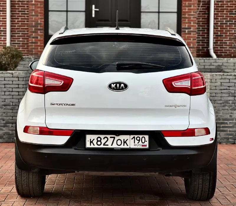 Продам kia sportage год:2011 цена:1.230.000₽ привод:полный пробег:153.000км коробка:механика мотор:2л номер: +79494043922 или +79491003435 на обоих номерах телеграмм авто в идеальном состоянии без каких либо вложений сел и поехал, мотор и коробка в отличном состоянии, ходовая часть вся обслужена! Полный привод обслужен, авто в максимальной комплектации:кожаный салон, раздельный климат контроль, парктроники, круиз контроль, камера заднего вида, обогревы всех сидений, помощь при спуске, мульти руль, датчики дождя и света, полный бортовой компьютер, и многое другое, больше информации по телефону.
📞 Звоните: +7(949)4043922 - фотография - 5