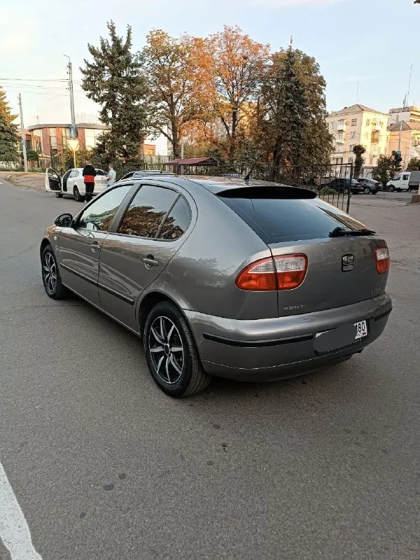 Цена 580.000р + торг продам seat leon 2005г двигатель 1.6 16 клап коробка механика 5ступ пробег 2145... - фотография