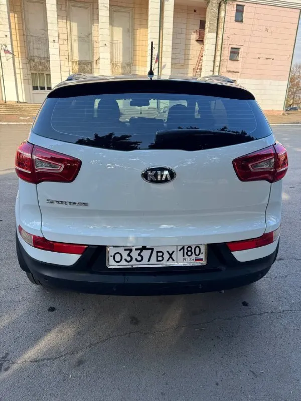 Продам киа спортейдж3,2012г. В. ,150л. С. ,автомат, белый, пробег 227000км не смотанный, .салон идеал, чистый опрятный ухоженный, все жидкости поменяны на новые, масла в коробке и в двигателе новое, катализатор полностью вырезан, стоит новая выхлопная система, много чего поменяно на новое, имеются чеки, колеса уже на зимней шипованной резине, авто полностью обслужено и сделано и готово к дальнейшей эксплуатации без вложений, номера180, смотрится очень красиво, цена 1300 000₽, тел:+79493963909
Г. Торез - фотография - 10