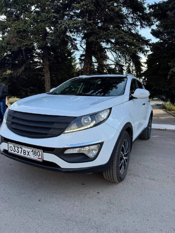 Продам киа спортейдж3,2012г. В. ,150л. С. ,автомат, белый, пробег 227000км не смотанный, .салон идеал, чистый опрятный ухоженный, все жидкости поменяны на новые, масла в коробке и в двигателе новое, катализатор полностью вырезан, стоит новая выхлопная система, много чего поменяно на новое, имеются чеки, колеса уже на зимней шипованной резине, авто полностью обслужено и сделано и готово к дальнейшей эксплуатации без вложений, номера180, смотрится очень красиво, цена 1300 000₽, тел:+79493963909
Г. Торез - фотография - 2