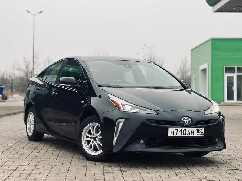 Продам toyota 55, 2020 год выпуска, полный привод, комплектация xle, в идеальном состоянии. на нашем рынке, хорошие машины, уже становиться редкостью это одна из них;)полностью обслужен. расход топлива в пределах 4-5 литров на 100км. подогревы руля, сидений, автоматическая парковка, беспроводная зарядка и т. д.в машине установлено все для комфортной езды. цена 2.45🍋 макеевка +79494125642 юрий 📲 tg: вячеслав 📞 звоните: +7(949)4125642 - фотография - 2