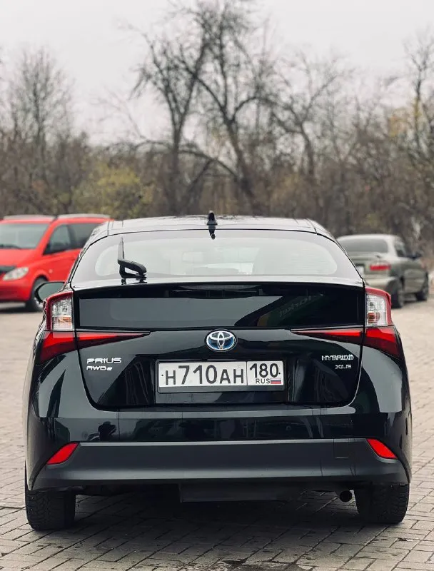 Продам toyota 55, 2020 год выпуска, полный привод, комплектация xle, в идеальном состоянии. на нашем рынке, хорошие машины, уже становиться редкостью это одна из них;)полностью обслужен. расход топлива в пределах 4-5 литров на 100км. подогревы руля, сидений, автоматическая парковка, беспроводная зарядка и т. д.в машине установлено все для комфортной езды. цена 2.45🍋 макеевка +79494125642 юрий 📲 tg: вячеслав 📞 звоните: +7(949)4125642 - фотография - 4