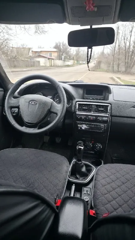 Продам приору 2 год:2016 не гнилая стоит вестовский шеснарь и коробка едет хорошо есть кондиционер и эур экран родной находится в донецке пролетарский район номер/телеграм:79495078396 цена 750к+торг у копота - фотография - 6