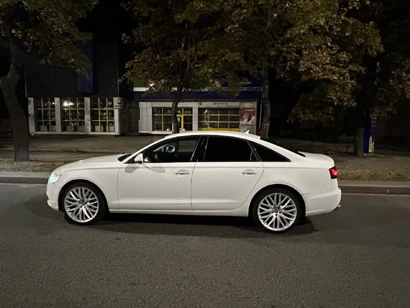 Продам audi a6 c7 3.0tfsi 2013(2014 года выпуска). робот dl501 230.000 пробега. машина в техническом плане полностью идеальном состоянии. мотор гильзонован, цепи все поменяли, все навесное на моторе новое. по коробке, заменено сцепление/маховик, все соленоиды в роботе новые. по ходовке все новое, тормоза новые. скоро поменяю топливный фильтр. короче, в машине сделано всё по технической части. все делалось в «воинской 37», машина только там обслуживается, кому будет интересно расскажу, за пол года больше 1млн вкинуто в техническое состояние, машина, как новая, но по кузову есть косяки(фотки старые). два комплекта диско r19 и r20. на зиму новая резина pirelli scorpions winter(38к скат). лето докатать сезон. цена 1.700.000торг. да, цена большая, но было много приложено усилий, времени и денег. кому будет интересно, могу отправить все что делалось и покупалось(фото). +79493746717. донецк - фотография - 9