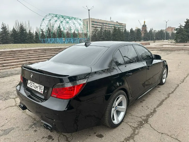 Продам bmw e60 530i (n52b30) 231 л. с. (по факту 258), акпп, 2005 год. американка, минимальный пробе... - фотография