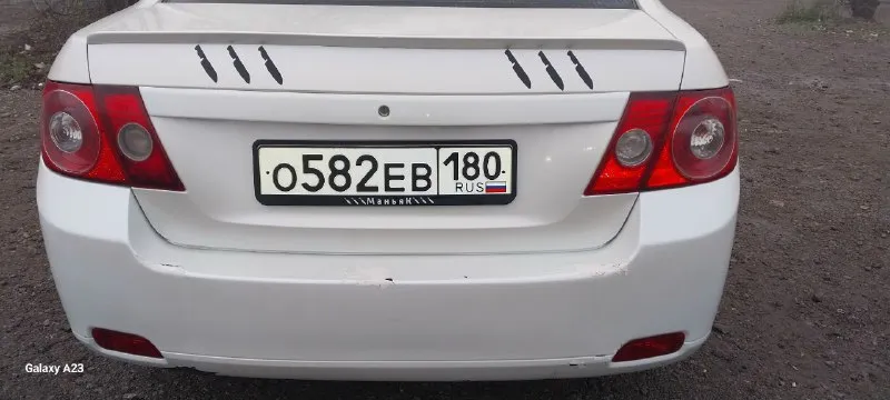 ✅️автомобиль: chevrolet epica ✅год:2007 ✅пробег:290 000 ✅объем:2.0 ✅цена: 500 000 ✅телефон: +79493523979 ✅описание: продам или обмен с моей доплатой. было небольшое дтп пострадало крыло и чуть двери. мотор 2.0 с механической мкпп, ходовая в нормальном состоянии, салон велюр, 4 стеклоподьемника, электрорегулировка зеркал, 2-х диновая магнитола 4 динамика+ буфер в заднем сидении, установлено под запаску на 45л расход радует. резина зима r16. учет постоянный переоформление без проблем 📞 звоните: +7(949)3523979 - фотография - 4