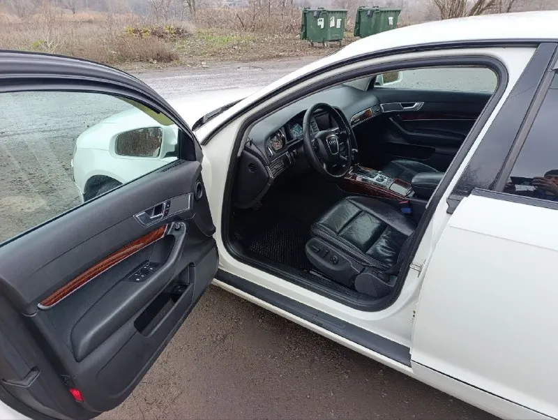Audi а6 2005 г, мотор 3,0, газ е-4, коробка автомат-работает без нареканий, кватро. салон чистый не протертый. цена 820 тыс руб, за наличку торг возле авто возможен вариант обмена (предложения присылайте в личку) +79495119797 📞 звоните: +7(949)5119797 - фотография - 7
