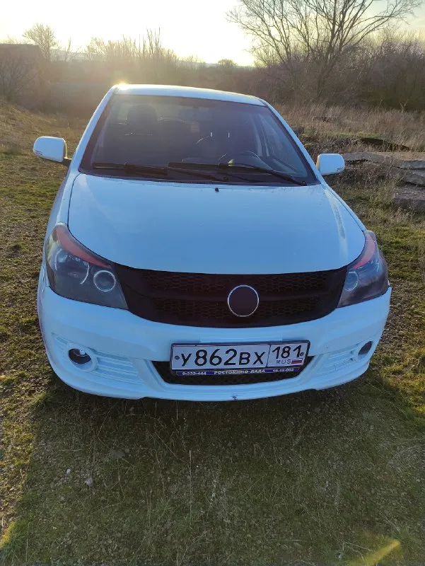 Продам geely gc6 2014г. 1.5 mt (94 л. с.). по 🚘 ходовая в отличном состоянии, новые тормоза, новые передние тормозные диски, заменено масло в двигателе также фильтра, есть нюансы на задних арках. —тормозная система: передние и задние тормоза — дисковые. —объём багажника: 468 л. —кожаная оплетка руля, регулировка, мультируль —электроподогрев передних сидений, регулировка електропакет🚘 центральный замок, 2 ключа от авто, 2 брелка от сигналки, электрические стеклоподъемники передние и задние, обогрев зеркал подогрев заднего стекла, электро регулятор фар, безопасность🚘 антиблокировочная система (abs) система распределения тормозного усилия (ebd) автоблокировка дверей при езде, задний парктроник 4шт. аудиосистема 🚘 штатная магнитола, 4 динамика перёд и в задней полке + пищалки остальное🚘 новая акома отдам и старую тоже хорошая, запаска, домкрат, балонник, набор автомобилиста. документы в полном порядке, любые переоформление. —пробег 221190 цена ➖ 390000₽. торг. осмотр г. ант 📞 звоните: +7(959)1808394 - фотография - 3