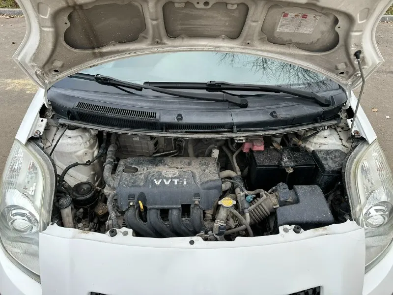 Продаю надежный автомобиль. сборка данного авто японская для арабского рынка. машина была ввезена на территорию рф в 2011 году и эксплуатировалась в южном регионе. собственников по птс 4 (фактически 3). машина с завода идет на классическом 4-х ступенчатом автомате с надежным 1,3 мотором. за машиной следили, все расходники и жидкостя менялись во время. из доработок были установлены би-лед линзы, защита двигателя металическая, андроид магнитола. так же была проведена хим. чистка с полным разбором салона. автомобиль продается с двумя комплектами колес на дисках и двумя комплектами ковриков. цена 720 тыс. руб. торг у капота (обоснованный) приветствуется😊 звоните, отвечу на любые ваши вопросы. машина находится в мариуполе +79493940810 📞 звоните: +7(949)3940810 - фотография - 8