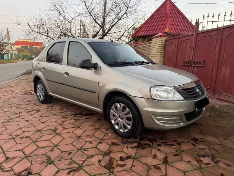 Продам авто, рено логан 2012 года! мотор 1,6,коробка механика 5ст! пробег 148 тысяч в хорошем состоя... - фотография