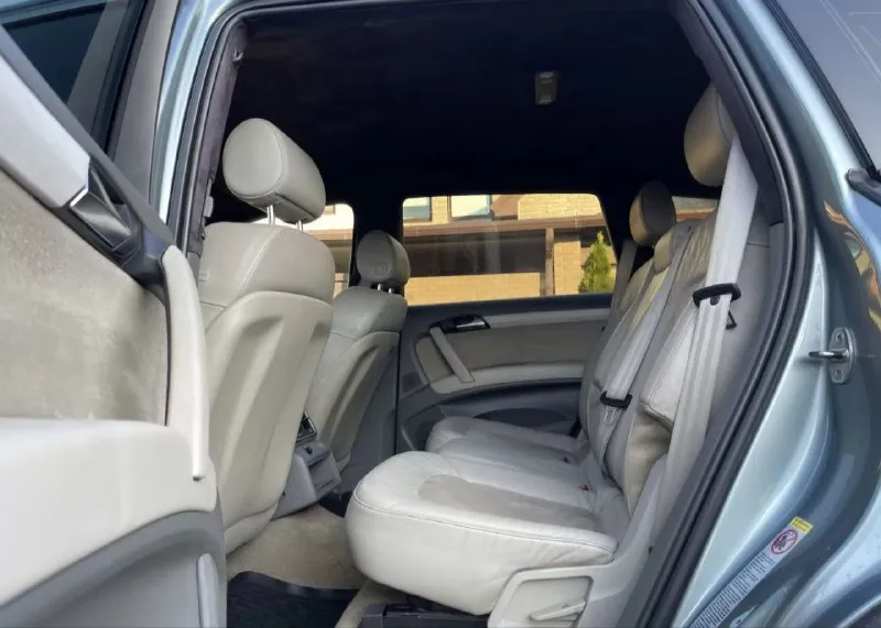 Продам audi q7 4l 3.0tdi двигатель bug самый надёжный в линейке, чувствует себя отлично. топливная после полной ревизии ( форсунки, обратка, резинки и. т.д потрачено 100+ тыс ) + новый картридж турбины. делал для себя денег не жалел. коробка без нареканий. вебаста работает. по ходовой много нового, ничего не стучит не скрипит. + новые шрусы кардана. сел - поехал. машина без пневмы по заводу и без текущей панорамы. 2 комплекта колёс 18 зима и 21 лето( резина под замену ) автотека зелёная. скину по желанию. машина год во владении. причина продажи нужны деньги. цена 1400 000₽ +79494663191 михаил 📲 tg: @shniser 📞 звоните: +7(949)4663191 - фотография - 2