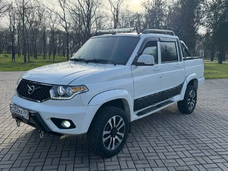 ‼️продам‼️ 🚘марка: уаз patriot pickup ⚙️двигатель 2.7 📦кпп: механика ⛽️вид топлива: газ/бензин 📅год выпуска: 2017 💴цена: 1.000000🍋 рублей 📝описание: состояния отличное! грязевая резина, хорошая музыка планшет, сабвуфер, камера заднего вида, газ…! машина грязи фронта не видела! машина городская! техника в идеале мотор коробка часики мосты в отличном состоянии любые проверки кто ищет машину для себя это именно тот вариант уверен первый покупатель влюбиться сразу с первого взгляда )) всем хороших продаж !!! •кондиционер • эл стекло подъёмники всех дверей •усилитель руля •подогревы сидений • мультимедия usb aux bluetooth сабвуфер •противотуманные фары 📍•город мариуполь 📞 звоните: +7-949-730-93-61 - фотография - 2