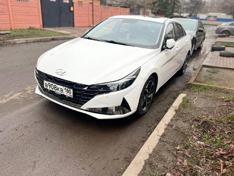 Elantra 2021г 1.5 объем состояния идеальное можно сказать полностью обслуженная оригинальный пробег... - фотография