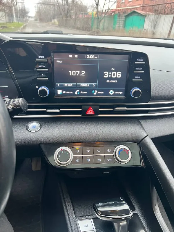 Elantra 2021г 1.5 объем состояния идеальное можно сказать полностью обслуженная оригинальный пробег 76т 1 хоз без дтп зеленая автотека цена: 1.700.000р осмотр донецк +79491009661 - фотография - 6