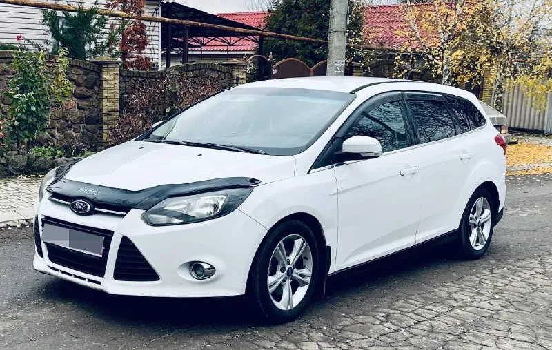 Продам автомобиль ford focus 3 (рестайлинг) 2012год 2.0 бенз. автомобиль в отличном состоянии(сел и... - фотография