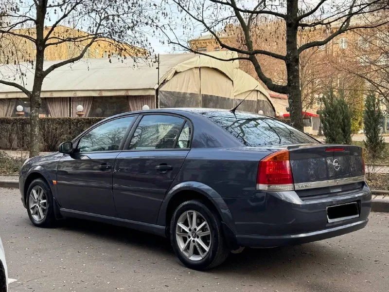 Продам опель вектра ц! в хорошем состояние! 2008 года! без вложений! пробег 188.000 км! дно пороги отлично! по кузову как на фото! двигатель 1.8 работает отлично! коробка передач отлично! по ходовой части без стуков! в салоне едет приятно! по документам оформление без проблем! цена 485.000 торг не большой цена иза срочности очень срочно нужны деньги! за эти деньги живую реально вектру не найдете! связь +794944046797 осмотр донецк/макеевка по договоренности! - фотография - 5