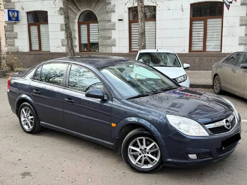 Продам опель вектра ц! в хорошем состояние! 2008 года! без вложений! пробег 188.000 км! дно пороги отлично! по кузову как на фото! двигатель 1.8 работает отлично! коробка передач отлично! по ходовой части без стуков! в салоне едет приятно! по документам оформление без проблем! цена 485.000 торг не большой цена иза срочности очень срочно нужны деньги! за эти деньги живую реально вектру не найдете! связь +794944046797 осмотр донецк/макеевка по договоренности! - фотография - 7