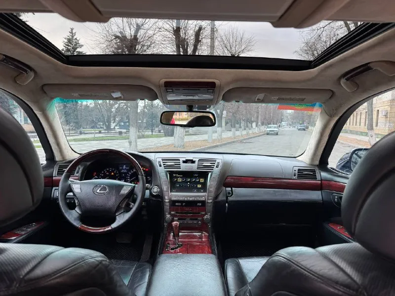 Продам lexus ls600hl 2008г 1 500 000 рублей авто на каждый день, ни разу не подводило и тебя не подведет. в ноябре проведено огромное то на 250 тысяч рублей. продажа в связи с приобретением недвижимости (решу финансовые трудности-сниму с продажи) с машиной отдам летнюю резину и пол багажника запчастей +79494508613. амвросиевка (бываю в луганске) 📲 tg: gold fish 📞 звоните: +7(949)4508613 - фотография - 9