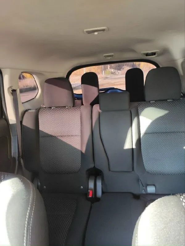 Mitsubishi outlander 2017г двигатель 2.4 л/ 170 л. с. (атмосферник), полный привод, кпп - вариатор. пробег 79000 км. 7 местный. авто пригонял для себя в 2021 году. я единственный владелец. - 2-х зонный климат, круиз, полный привод, камера заднего вида, стеклоподъемники, мультируль. датчики давления в шинах. - два комплекта резины (зима на стальных дисках, летняя новая резина 18 колеса). - в наличии 2 ключа - безопасность вся целая - замена масла 1 раз в год через каждые 6 тысяч км. - тормозные колодки поменяны вкруг. - новый аккумулятор 2025 г. - постоянный учёт рф двигатель цепной едет отлично, подтёков масла, запотеваний, посторонних звуков не имеет. ходовая в идеале. по электрике работает абсолютно все! машина в отличном состоянии! цена: 2 500 000 енакиево +7949 3432214 📞 звоните: +7(949)3432214 - фотография - 6