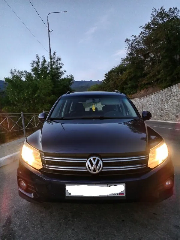 Продаю автомобиль volkswagen tiguan 2.0 бензин 2011 года выпуска рестайлинг. пробег: 178 350 км сост... - фотография