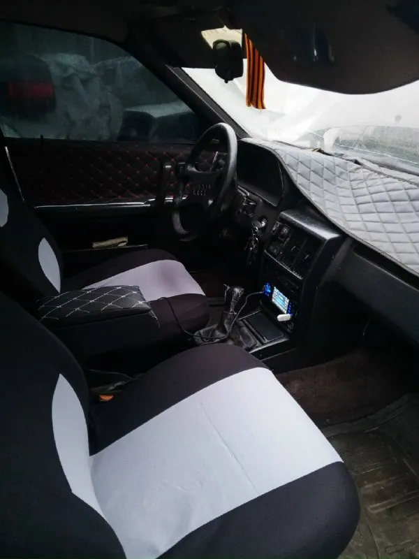 Продам audi 100 с3. цена 150 000₽. авто на полном ходу. езжу каждый день. документы чистые, на учёте стоит. газ пропан, бензин. хорошая зимняя резина, хорошая музыка, установлен центральный замок в дверях клацает но не все двери закрывает, нужно разбираться. не работает стеклопадьёмники по левой стороне. авто не новое. г. горловка. +79495022228 📞 звоните: +7(949)5022228 - фотография - 6