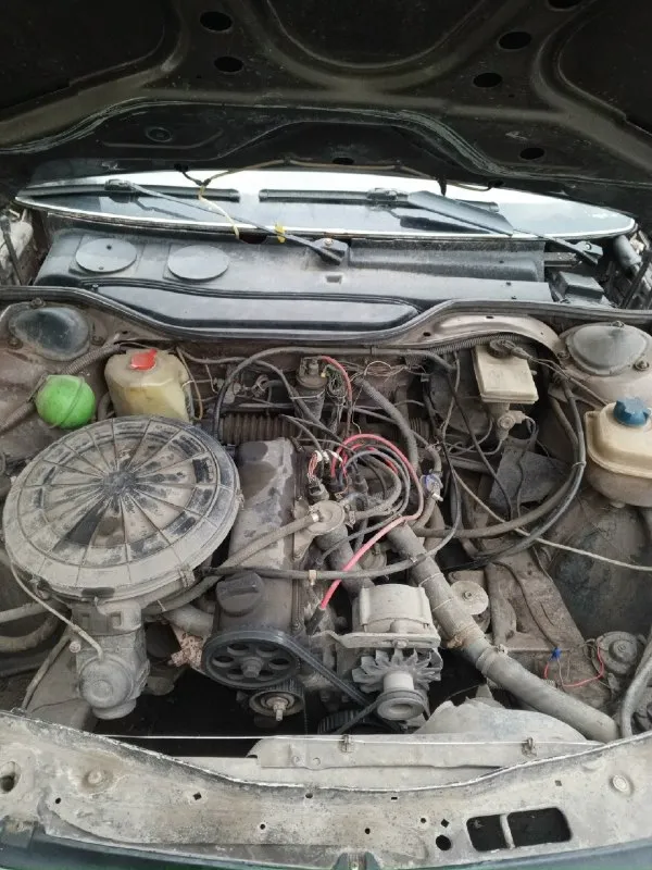 Продам audi 100 с3. цена 150 000₽. авто на полном ходу. езжу каждый день. документы чистые, на учёте стоит. газ пропан, бензин. хорошая зимняя резина, хорошая музыка, установлен центральный замок в дверях клацает но не все двери закрывает, нужно разбираться. не работает стеклопадьёмники по левой стороне. авто не новое. г. горловка. +79495022228 📞 звоните: +7(949)5022228 - фотография - 7