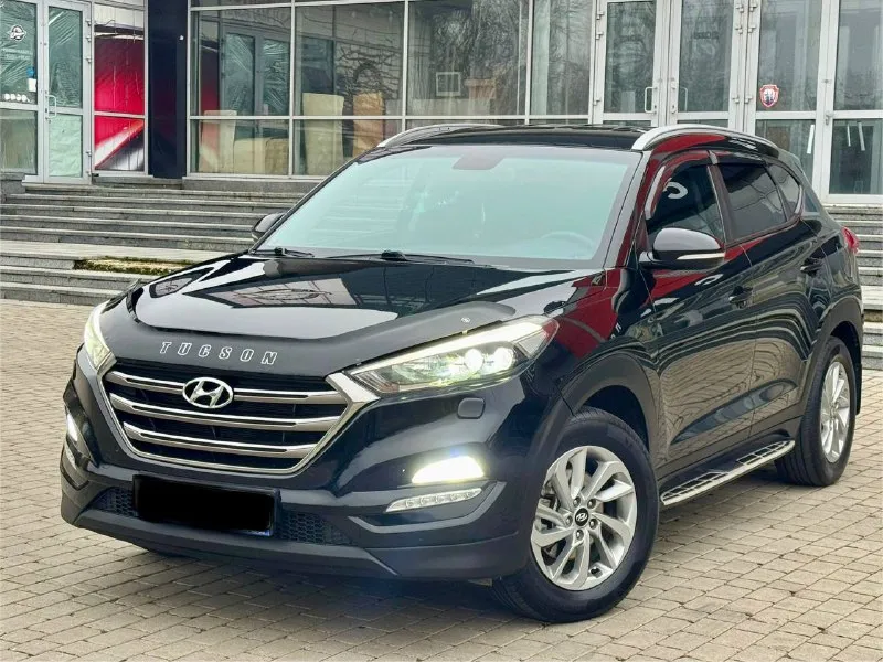 Hyundai tucson официал эксплуатация 2017 года двигатель 2.0 бензин коробка автомат 4wd ( полный прив... - фотография