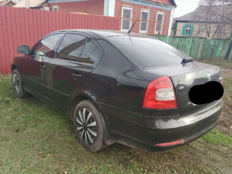 Продам skoda octavia a 5 2010 года, двигатель 1,6, коробка автомат авто в отличном состоянии переоформление в мрэо без проблем! цена 700тыс. рублей вопросы по телефону +79490796764 г. харцызск - фотография - 3