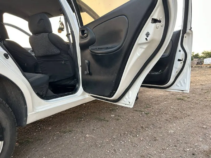 Всем привет 👋 кого интересует ланос обьём 1.3 газ/бензин стоит на днр учёте не гнилая, без рыжиков в хорошем состоянии цена 280к за инфорамцией звонить +7 949 705-76-56 сергей 📲 tg: @chel8263 📞 звоните: +7(949)7057656 - фотография - 5