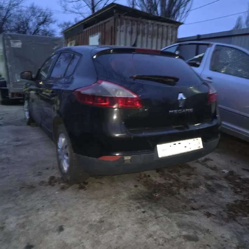 Родам renault megan 2009 1,5dci 106лс двигатель после ремонта сцепление выжимной новые кпп без вопросов заменены все масла и антифриз требует внимания по внешке, машина не гнилая цена 460000р по всем вопросам обращайтесь по номеру телефона +79497261336 📲 tg: misha 📞 звоните: +7(949)7261336 - фотография - 4