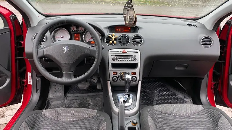 🔥peugeot 308🔥 год выпуска: 2009 тип двигателя: бензиновый, 1.6 пробег: 209 000 км (оригинальный) коробка передач: автоматическая комплектации: • датчики света/дождя • электрорегулировка зеркал • электроподъёмники • круиз-контроль • климат-контроль • мультируль • led-фары • двухстороняя сигнализация цена: 570,000 ₽ автомобиль в отличном состоянии, все системы работают. готов к проверке. юридически чист, без обременений. вопросы по телефону: +7-949-41-55-434. возможен торг. - фотография - 8