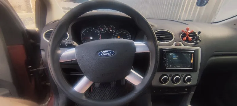 Продам ford фокус 2, 2007г, 2л, механика. состояние удовлетворительное, требуют внимания пороги. зимний пакет, подогрев зеркал, лобового, сидений. эл регулировка сидений. тел для связи 89298013849 юрий цена 350тр. 📞 звоните: +7(929)8013849 - фотография - 9