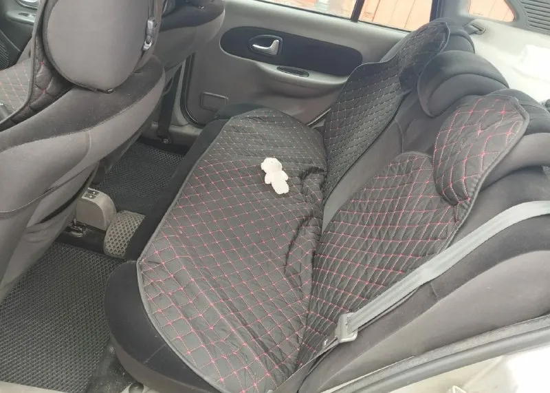 Renault символ 2008 г. 1.4 к4 в идеальном состоянии. не дымит не троих, месяц назад замена, грм помпа, масла, антифриз. кпп в идеальном состоянии, переключает плавно. подвеска в идеальная без единого стука. дно пороги в идеале, без дыр. кузов оцинкованный. резина зима лето. кондиционер климат, подогрев сидений, лобового, сидений зеркал. и многое другое. +79495957827 цена 330000 📲 tg: ольга. 📞 звоните: +7(949)5957827 - фотография - 5