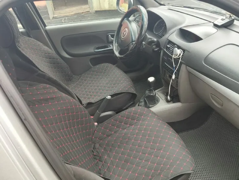 Renault символ 2008 г. 1.4 к4 в идеальном состоянии. не дымит не троих, месяц назад замена, грм помпа, масла, антифриз. кпп в идеальном состоянии, переключает плавно. подвеска в идеальная без единого стука. дно пороги в идеале, без дыр. кузов оцинкованный. резина зима лето. кондиционер климат, подогрев сидений, лобового, сидений зеркал. и многое другое. +79495957827 цена 330000 📲 tg: ольга. 📞 звоните: +7(949)5957827 - фотография - 6