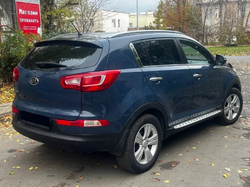 Продам kia sportage 2011г, двигатель 2.0.. Пробег 177.584км. Двигатель работает отлично, не стучит, не дизилит, капиталился на 110.000км! Все заказ наряды есть! Обслуживался каждые 8.000км, масло заливается качественное. Хорошая комплектация: двух зонный климат контроль, подогрев все сидений, эл. Стекло пакет, парктроники, мульти руль, эл. Стекло зеркала с складыванием. Цена 1.240.000. Луганск. +79591258126
📞 Звоните: +7(959)1258126 - фотография - 3