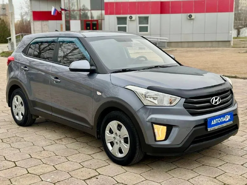 🚙 hyundai creta 💰цена: 1 550 000р 🏢город: мариуполь 📅год выпуска: 2017 🧾пробег: 151 800 км. ⚙️двигатель: 1.6 ⛽топливо: бензин ⚙️кпп: механика 6ст. 📞 телефон: +7-949-727-41-51 +7-949-551-91-52 +7-989-263-55-56 💾 описание: - фотография - 3