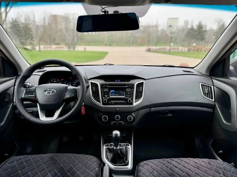 🚙 hyundai creta 💰цена: 1 550 000р 🏢город: мариуполь 📅год выпуска: 2017 🧾пробег: 151 800 км. ⚙️двигатель: 1.6 ⛽топливо: бензин ⚙️кпп: механика 6ст. 📞 телефон: +7-949-727-41-51 +7-949-551-91-52 +7-989-263-55-56 💾 описание: - фотография - 9