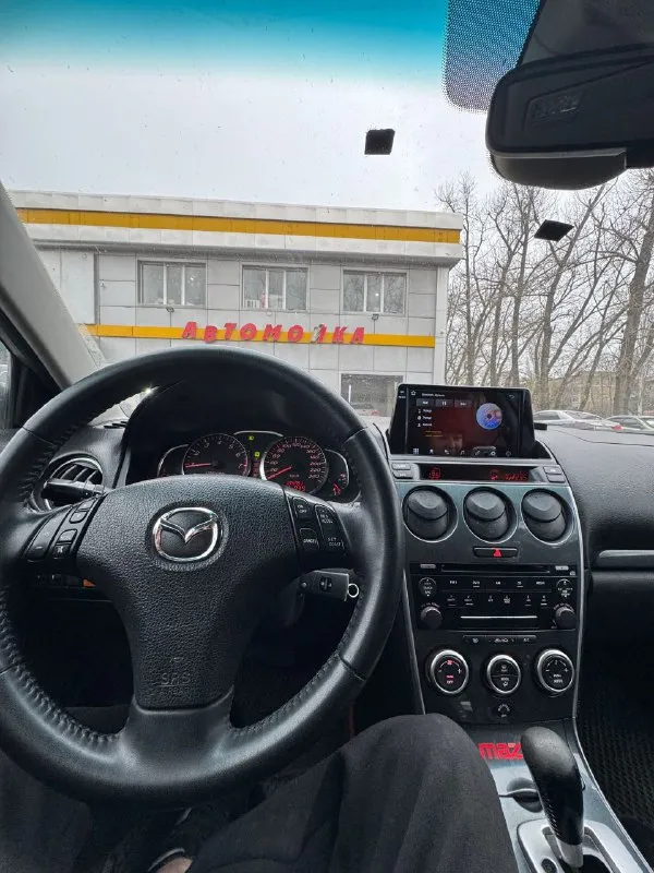 Продается mazda 6 gg 2.0 2006 отличное состояние, готова к новым приключениям! лакокрасочное покрытие с незначительными дефектами!! технические характеристики: - недавно заменены все технические жидкости, прокладки, свечи, стартер -перебрана ходовая - дно, стаканы и лонжероны без ржавчины и дыр. - двигатель сухой, не дымит. коробка автомат переключает без проблем новая зимняя резина комфорт и оснащение: - андроид мультимедиа - камера заднего вида. - подогрев сидений. - мультируль. - датчик света и дождя - электроника полностью исправна. состояние салона: - ухоженный и комфортный. цена: 480 000 рублей, хороший торг хорошим людям для получения дополнительных вопросов звоните по телефону: +79493781818 - фотография - 10