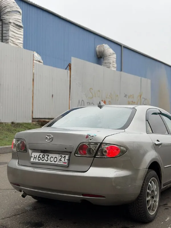Продается mazda 6 gg 2.0 2006 отличное состояние, готова к новым приключениям! лакокрасочное покрытие с незначительными дефектами!! технические характеристики: - недавно заменены все технические жидкости, прокладки, свечи, стартер -перебрана ходовая - дно, стаканы и лонжероны без ржавчины и дыр. - двигатель сухой, не дымит. коробка автомат переключает без проблем новая зимняя резина комфорт и оснащение: - андроид мультимедиа - камера заднего вида. - подогрев сидений. - мультируль. - датчик света и дождя - электроника полностью исправна. состояние салона: - ухоженный и комфортный. цена: 480 000 рублей, хороший торг хорошим людям для получения дополнительных вопросов звоните по телефону: +79493781818 - фотография - 3