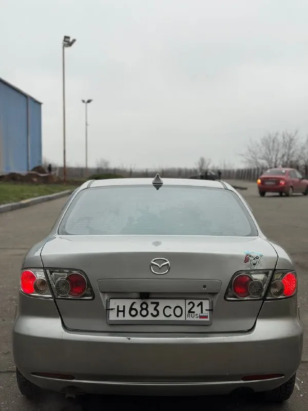 Продается mazda 6 gg 2.0 2006 отличное состояние, готова к новым приключениям! лакокрасочное покрытие с незначительными дефектами!! технические характеристики: - недавно заменены все технические жидкости, прокладки, свечи, стартер -перебрана ходовая - дно, стаканы и лонжероны без ржавчины и дыр. - двигатель сухой, не дымит. коробка автомат переключает без проблем новая зимняя резина комфорт и оснащение: - андроид мультимедиа - камера заднего вида. - подогрев сидений. - мультируль. - датчик света и дождя - электроника полностью исправна. состояние салона: - ухоженный и комфортный. цена: 480 000 рублей, хороший торг хорошим людям для получения дополнительных вопросов звоните по телефону: +79493781818 - фотография - 5